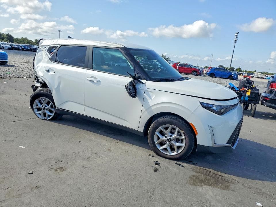 2025 KIA SOUL LX 4