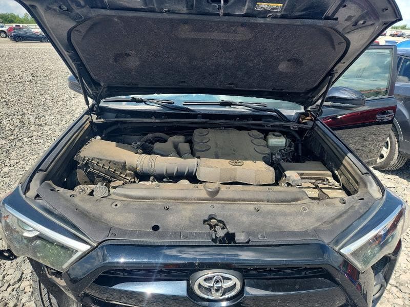 2019 TOYOTA 4RUNNER SR5 12