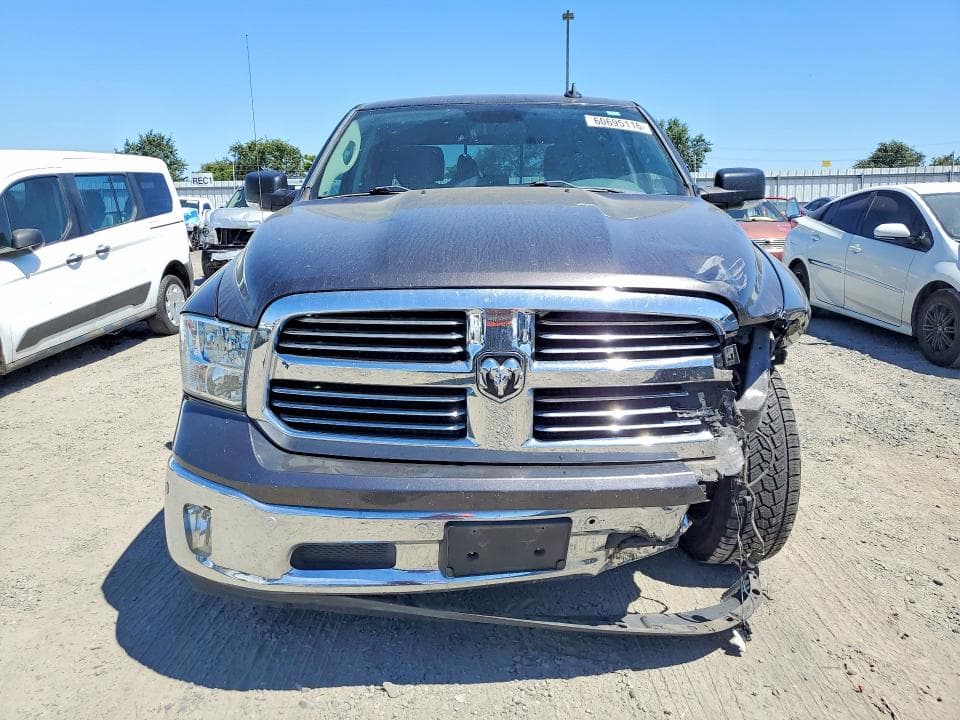 2017 RAM 1500 SLT 5