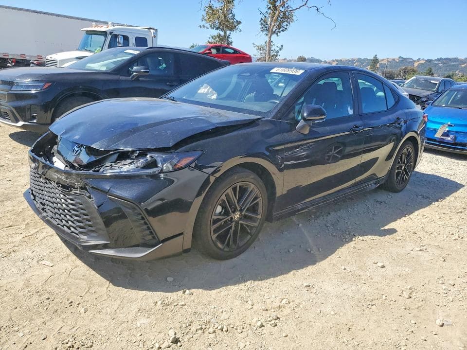 2025 TOYOTA CAMRY SE - 1