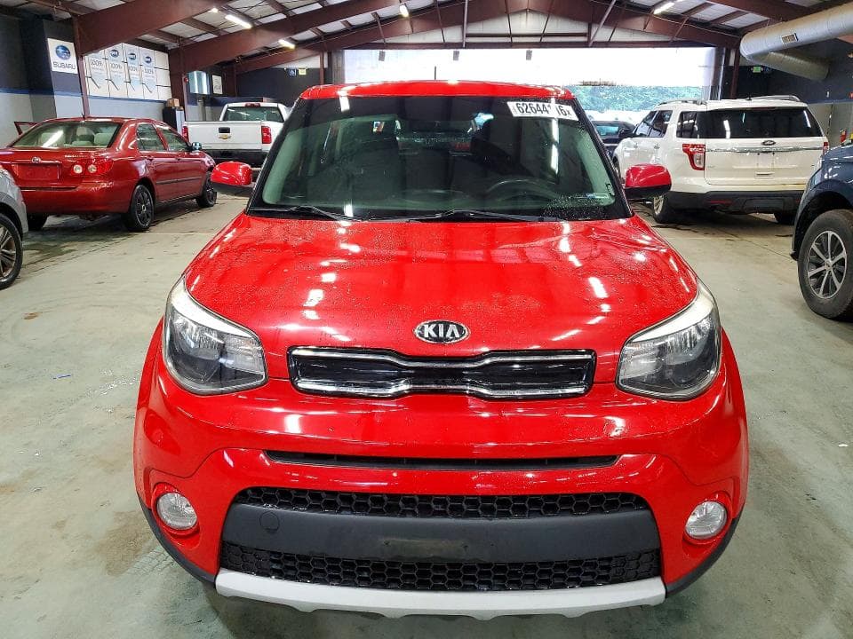 2019 KIA SOUL + 5