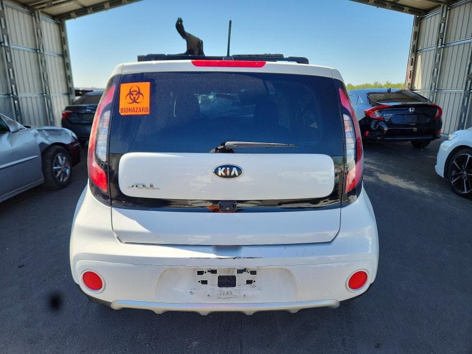 2018 KIA SOUL + 6
