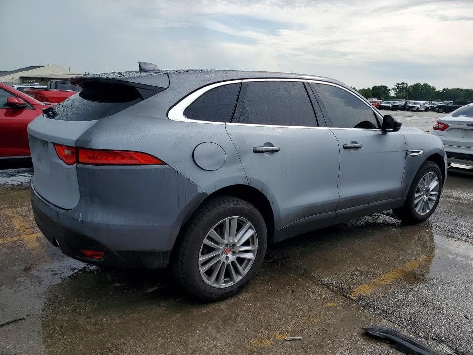2017 JAGUAR F-PACE PRESTIGE 3