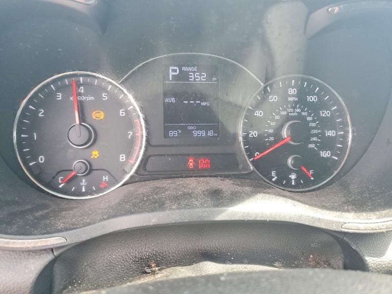2017 KIA FORTE LX 9