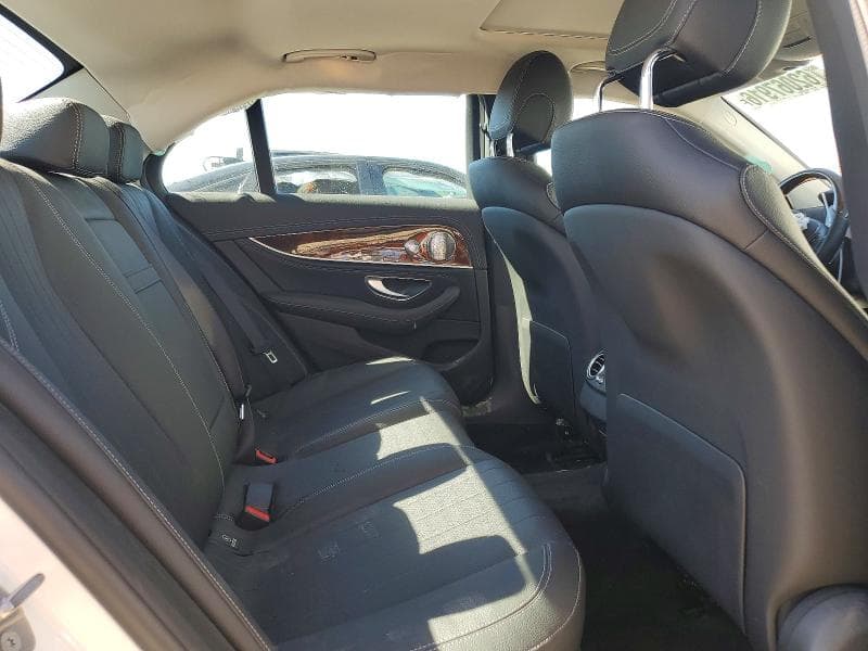 2018 MERCEDES-BENZ E 300 10