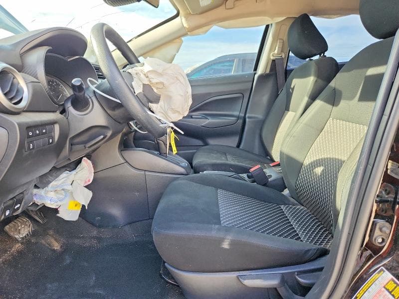 2024 NISSAN VERSA 7