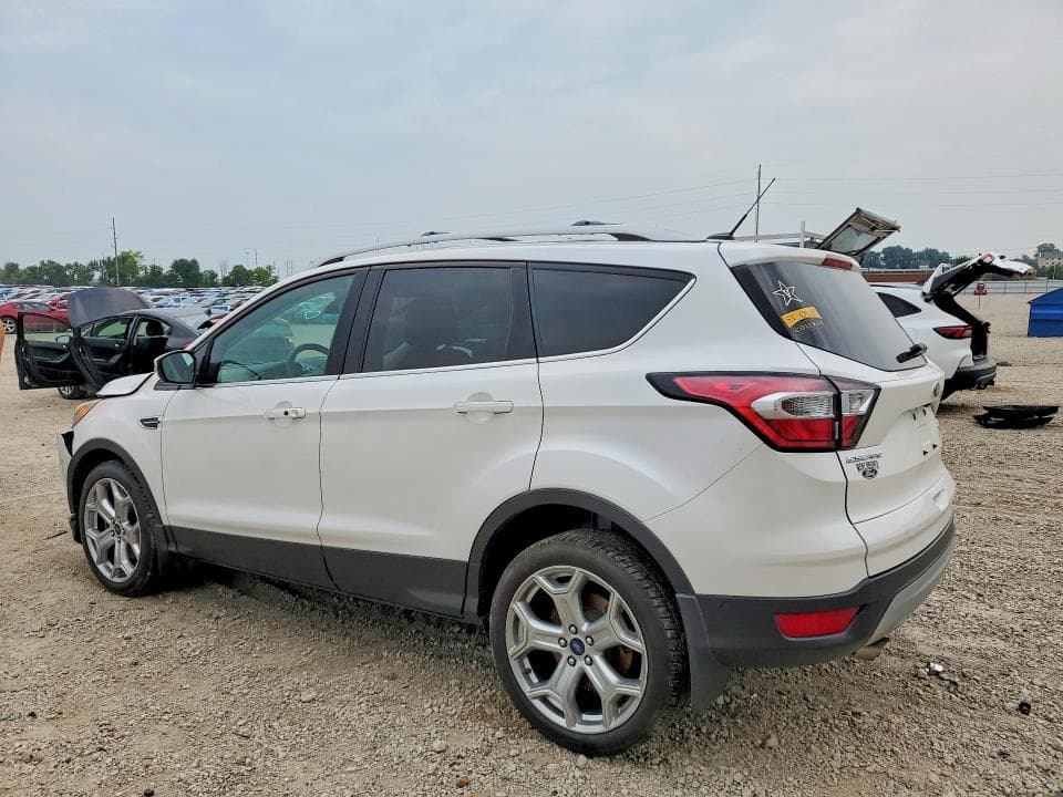 2017 FORD ESCAPE TITANIUM 2