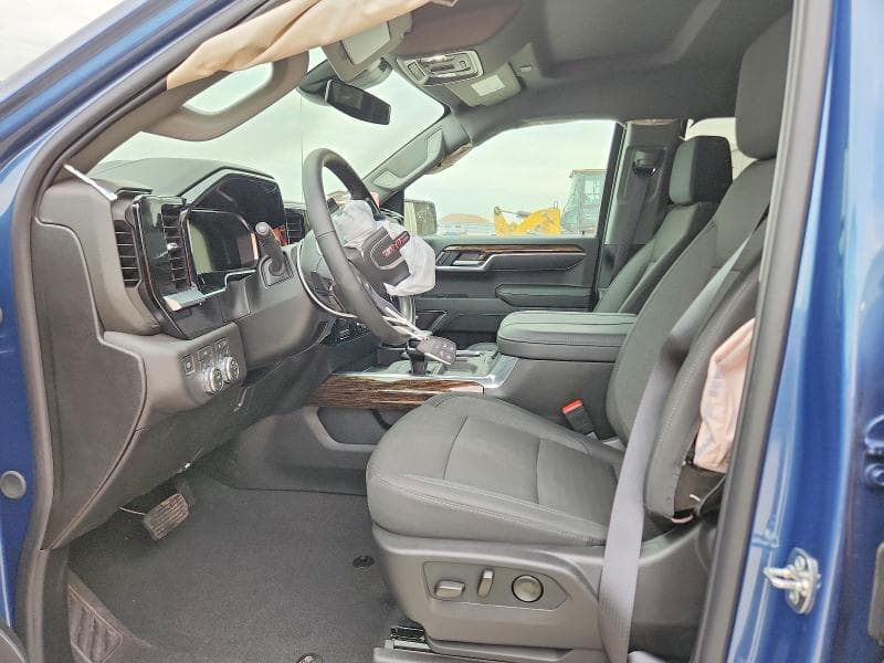 2026 GMC SIERRA C1500 7