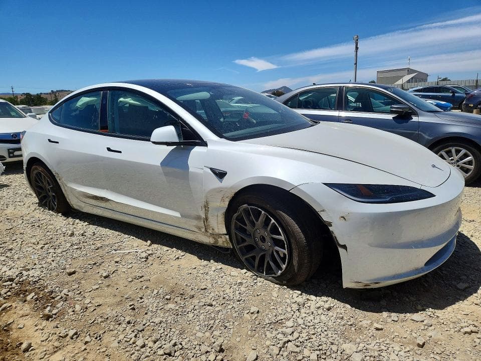 2025 TESLA MODEL 3 4