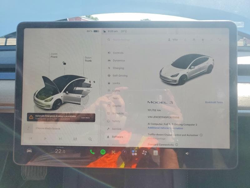 2023 TESLA MODEL 3 9