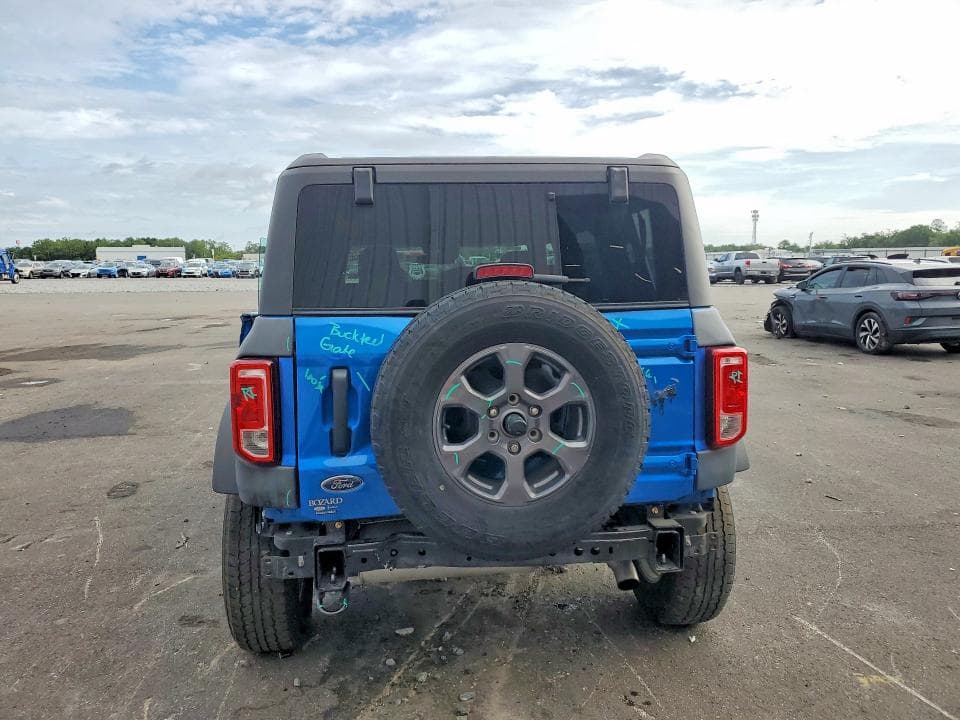 2023 FORD BRONCO BASE 6