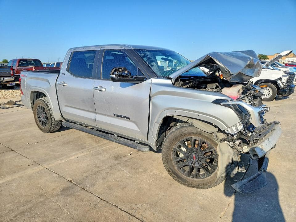 2024 TOYOTA TUNDRA SR5 4