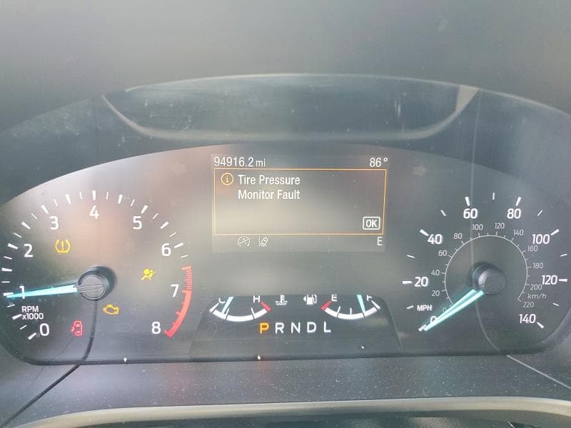 2020 FORD ESCAPE SE 9