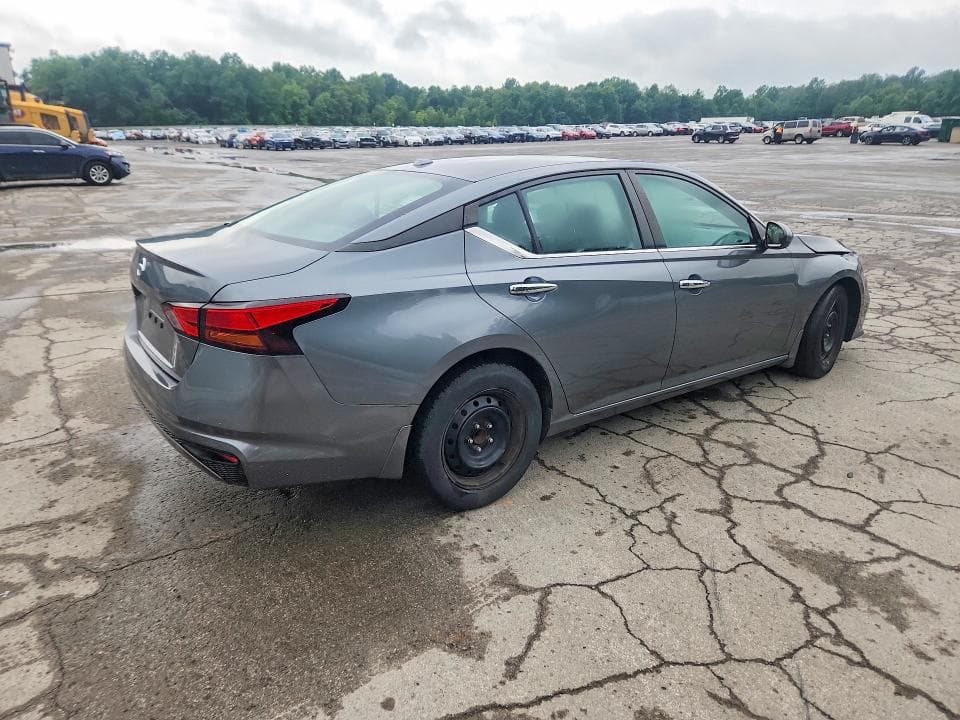 2019 NISSAN ALTIMA S 3
