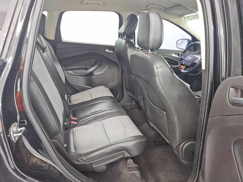 2019 FORD ESCAPE SE 11