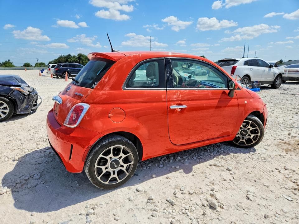 2018 FIAT 500 POP 3