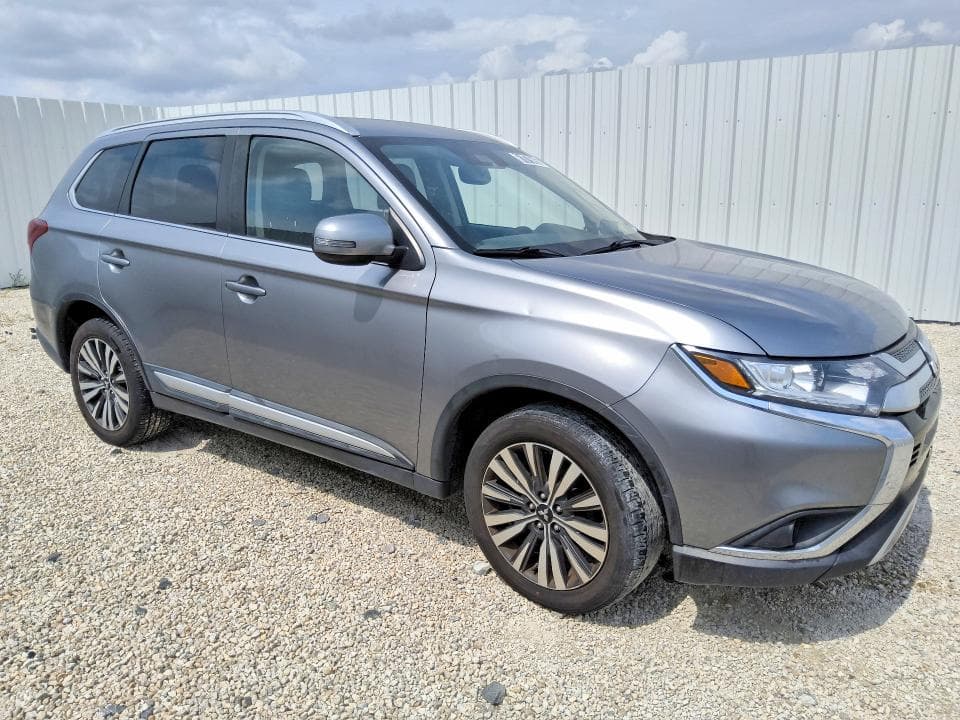2020 MITSUBISHI OUTLANDER SE 4