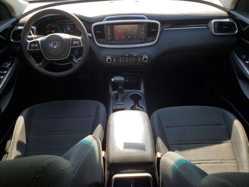 2020 KIA SORENTO LX 8