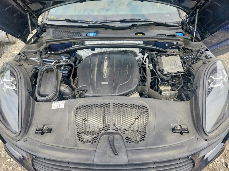2020 PORSCHE MACAN 12