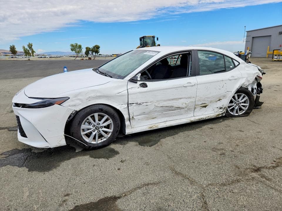 2026 TOYOTA CAMRY LE - 1