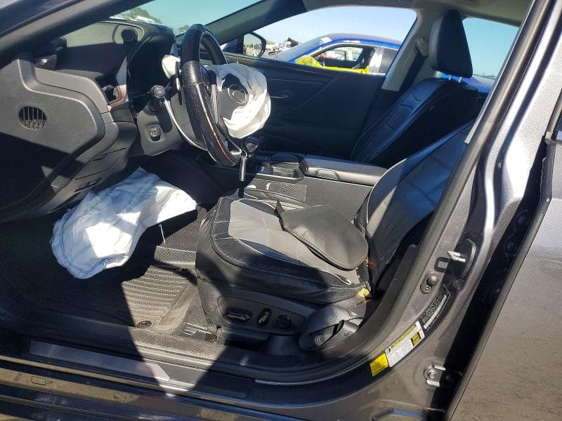 2021 LEXUS ES 300H 7