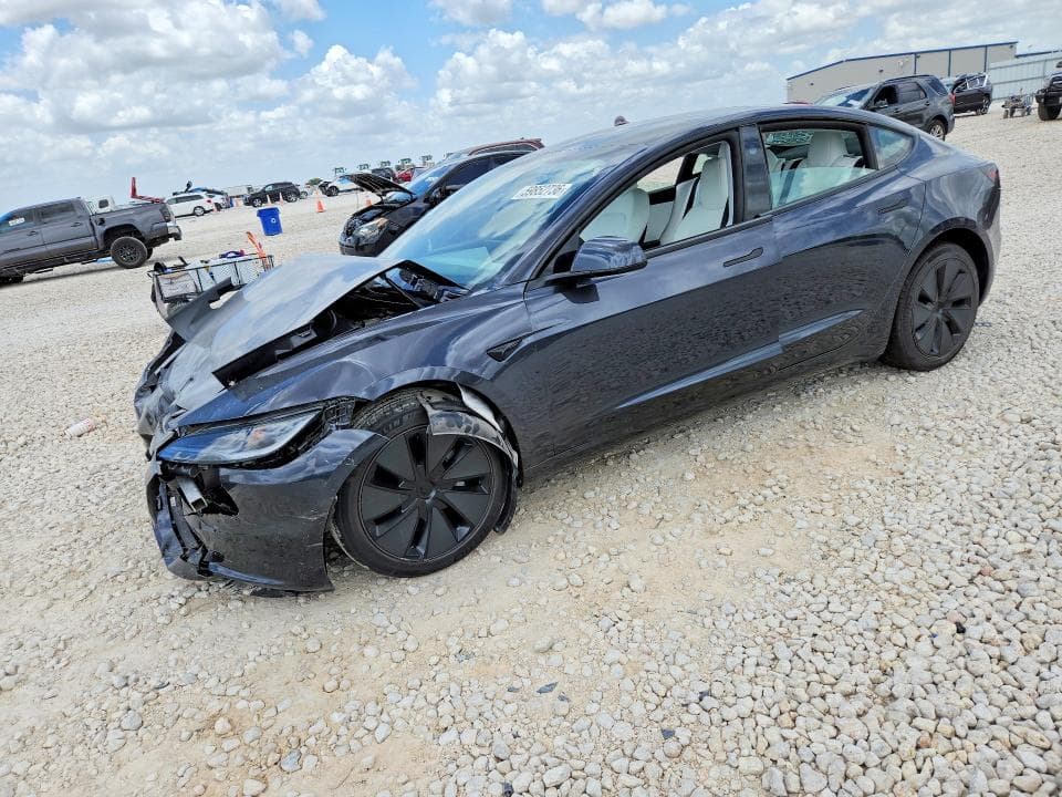 2026 TESLA MODEL 3 - 1