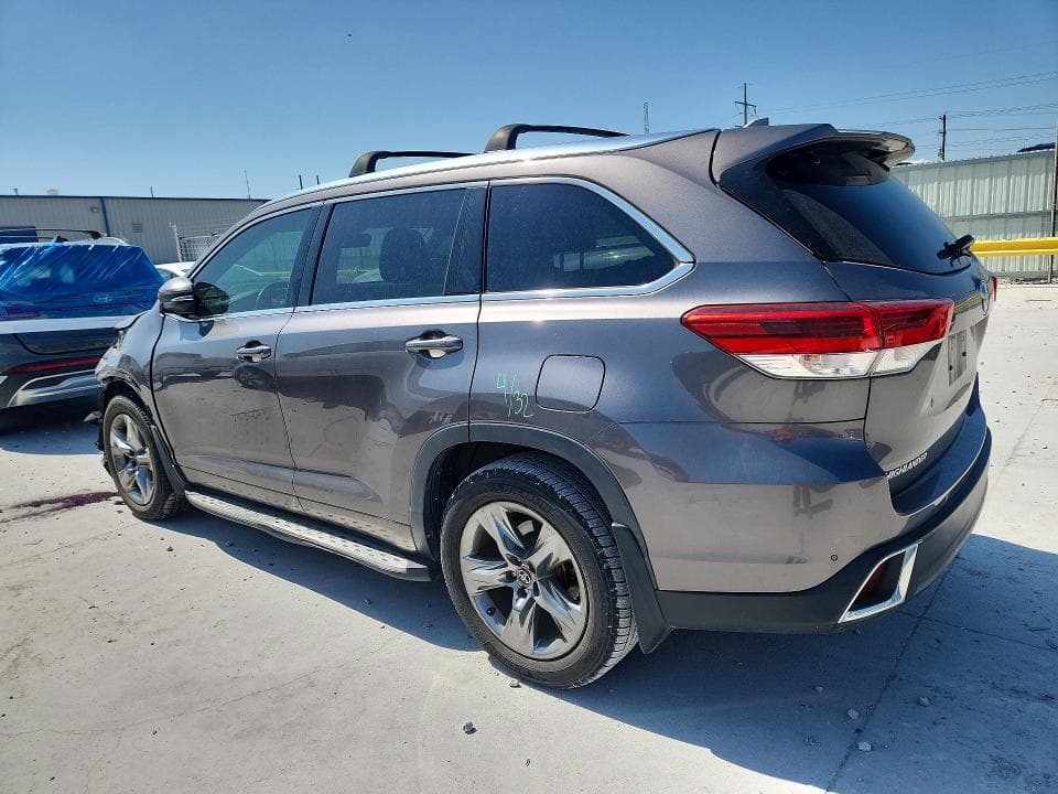 2019 TOYOTA HIGHLANDER LIMITED PLATINUM 2