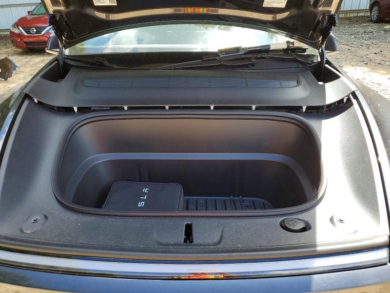 2026 TESLA MODEL Y 11