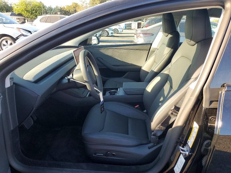 2026 TESLA MODEL 3 7