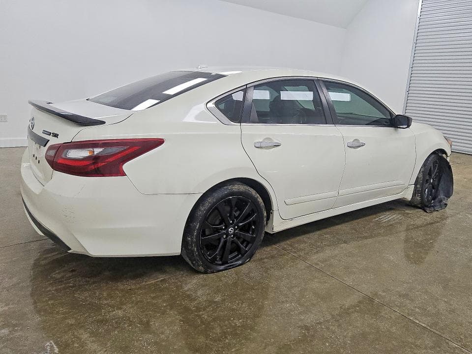 2018 NISSAN ALTIMA 2.5 SR 3