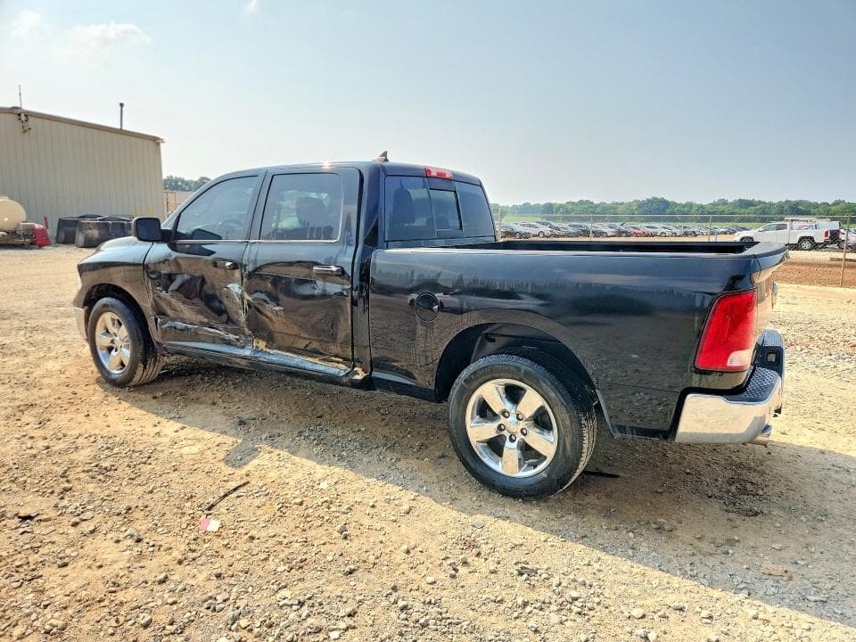 2019 RAM 1500 CLASSIC SLT 2