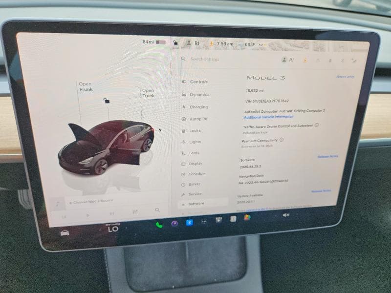 2023 TESLA MODEL 3 9