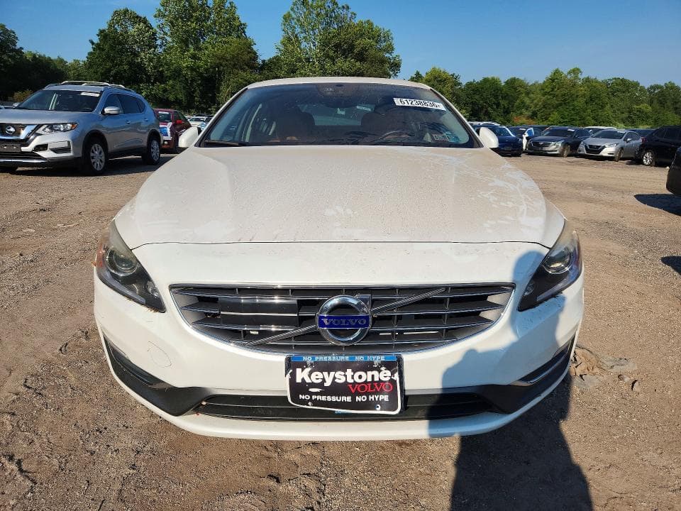 2017 VOLVO S60 PLATINUM 5