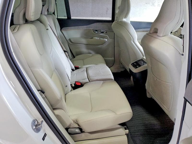 2024 VOLVO XC90 PLUS 11