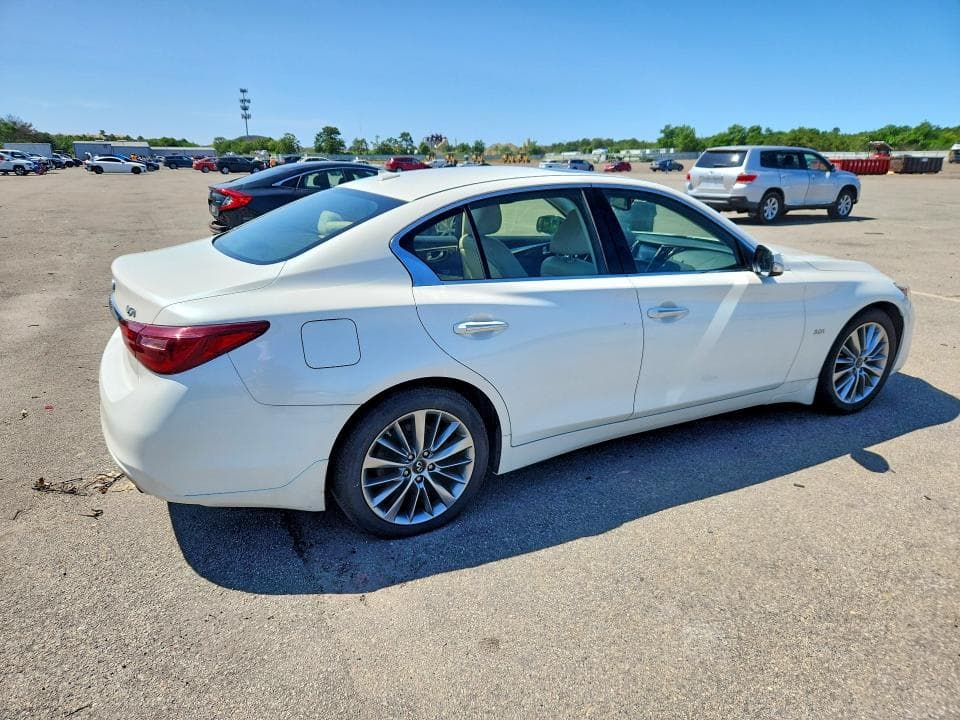 2018 INFINITI Q50 3.0T LUXE 3