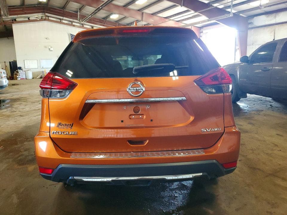 2018 NISSAN ROGUE SV 6