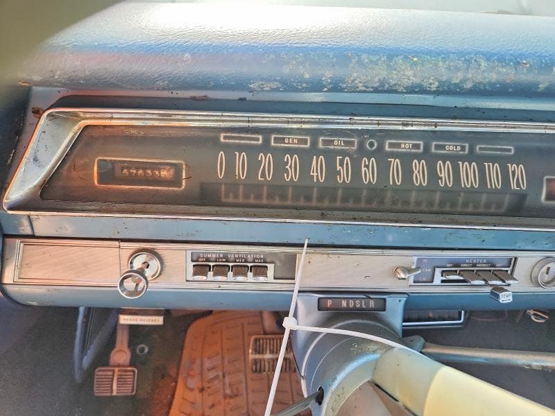 1962 OLDSMOBILE NINETY-EIGHT 9