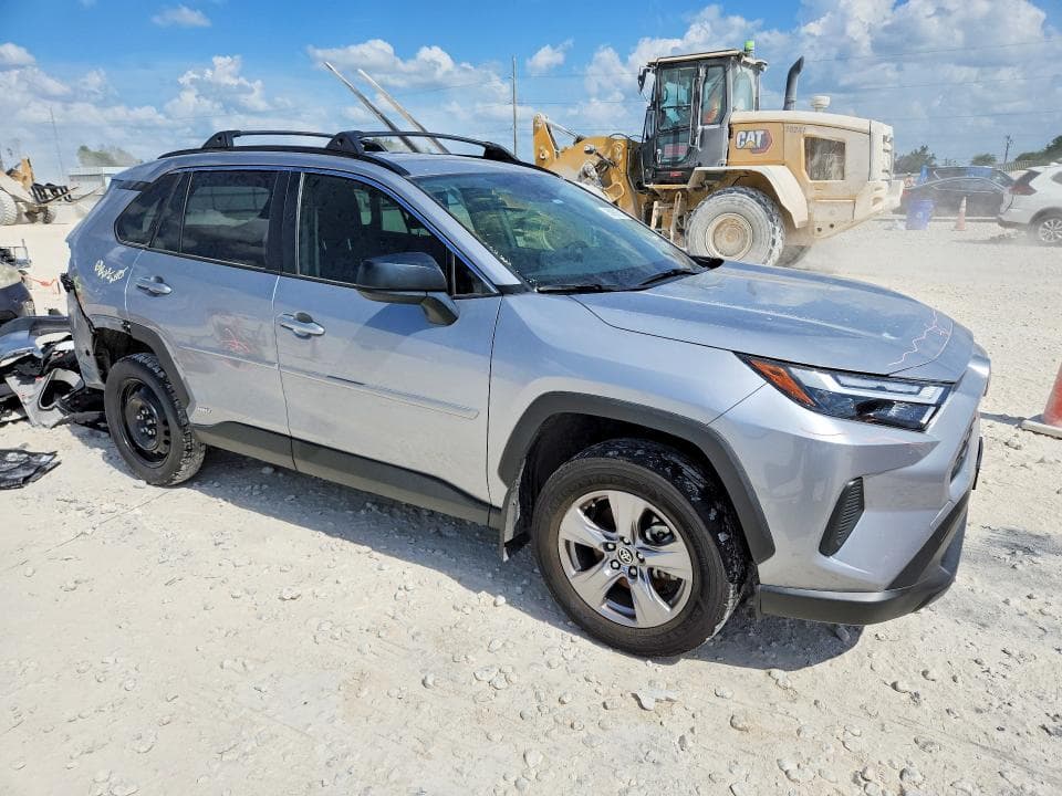 2025 TOYOTA RAV4 LE 4