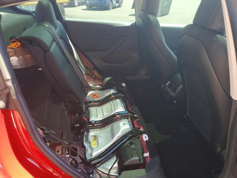 2018 TESLA MODEL 3 10