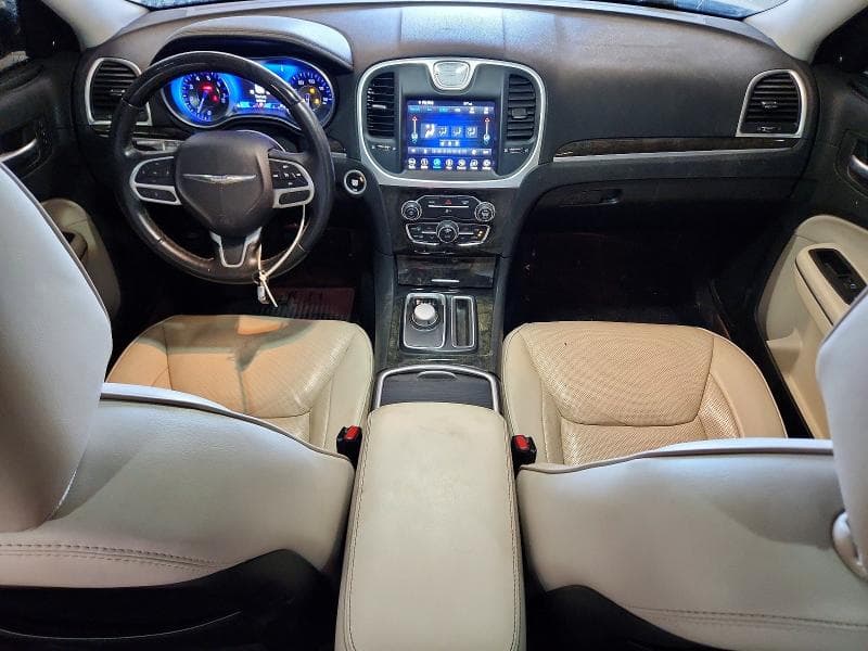 2019 CHRYSLER 300 LIMITED 8