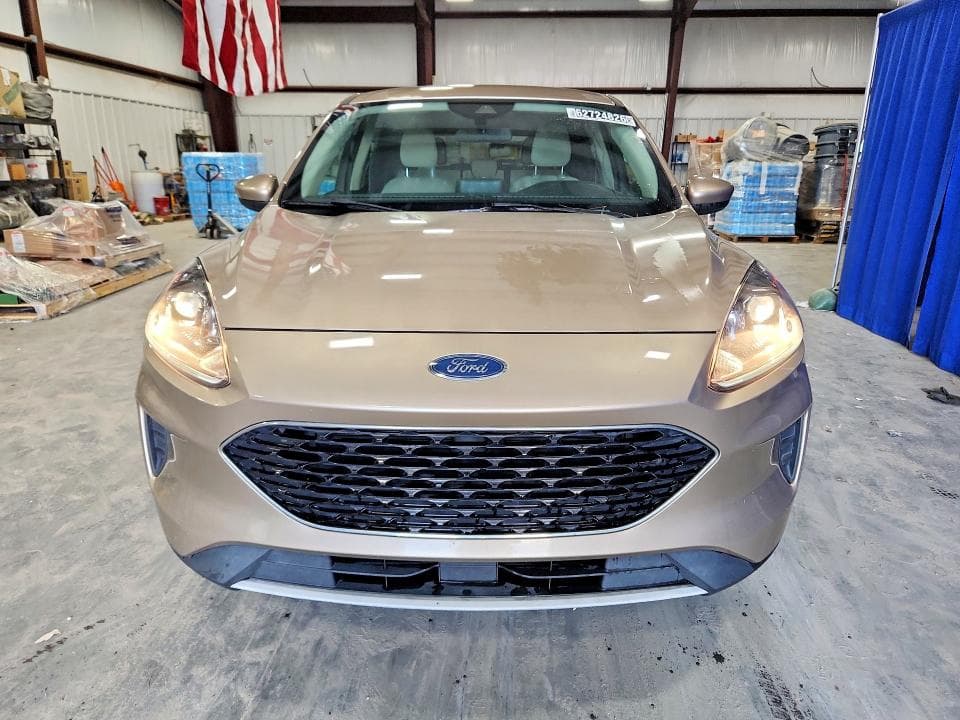 2020 FORD ESCAPE SE 5