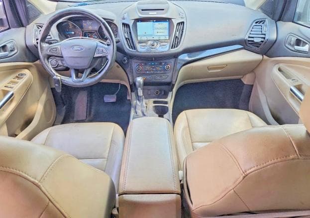 2017 FORD ESCAPE TITANIUM 8