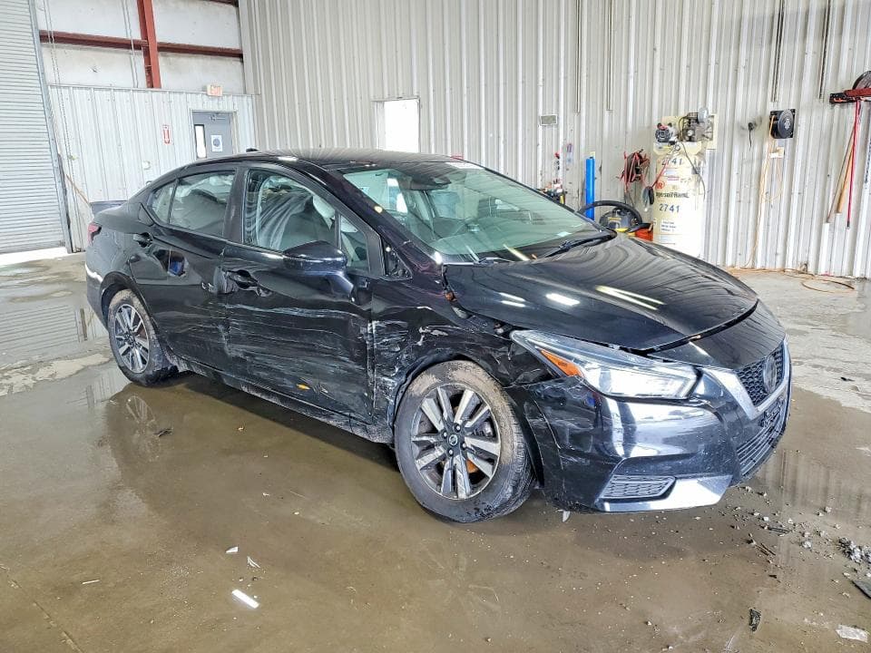 2021 NISSAN VERSA SV 4