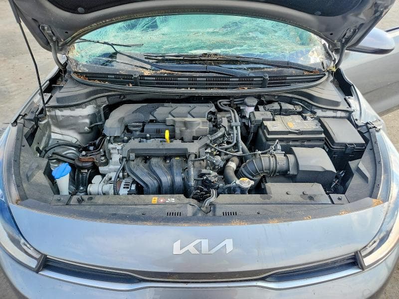2022 KIA RIO S 11