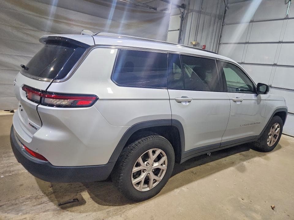 2021 JEEP GRAND CHEROKEE L LIMITED 3
