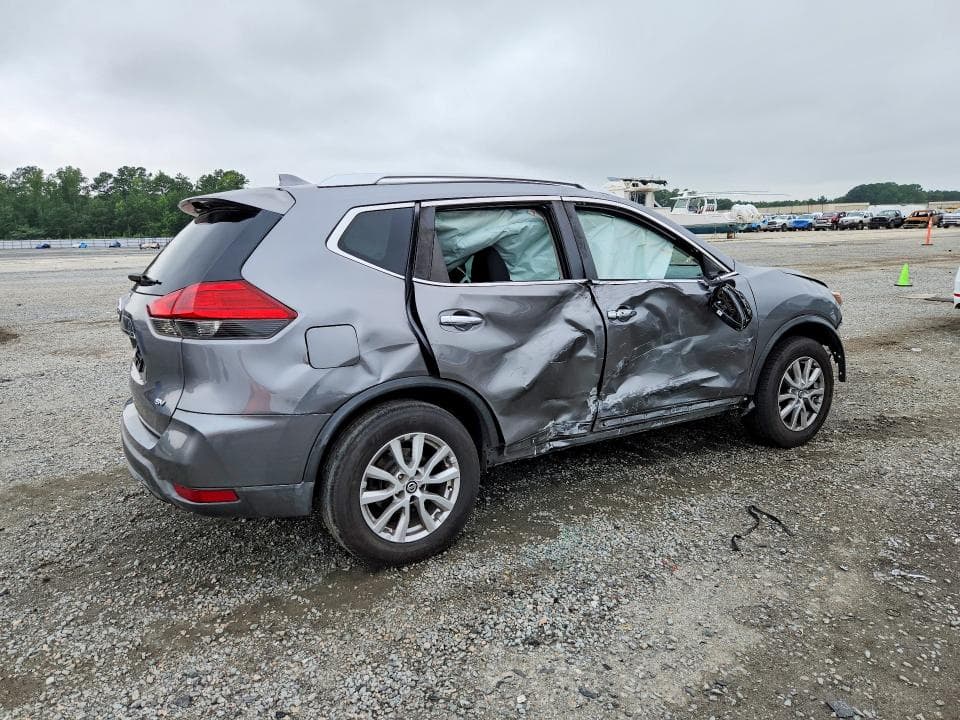2017 NISSAN ROGUE SV 3