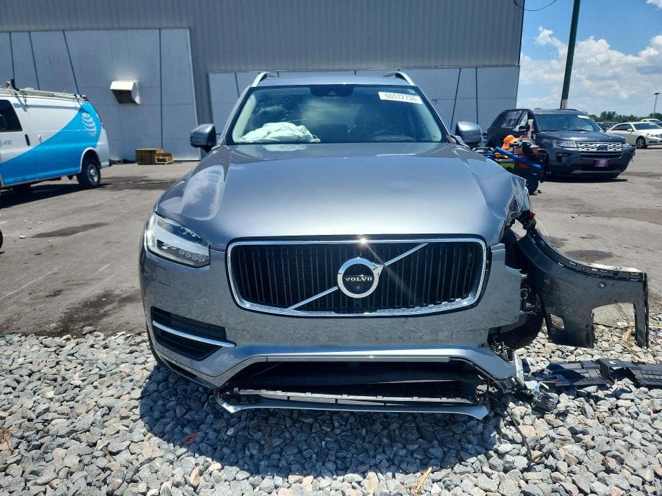 2017 VOLVO XC90 T6 5