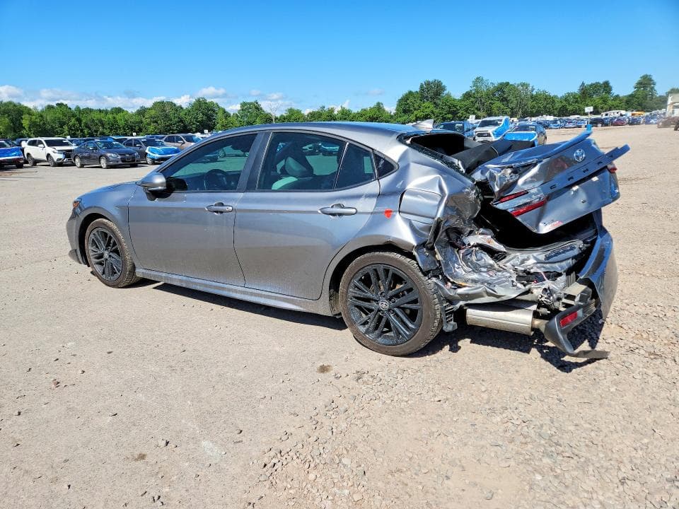 2025 TOYOTA CAMRY SE 2