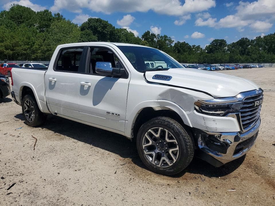 2026 RAM 1500 LARAMIE 4