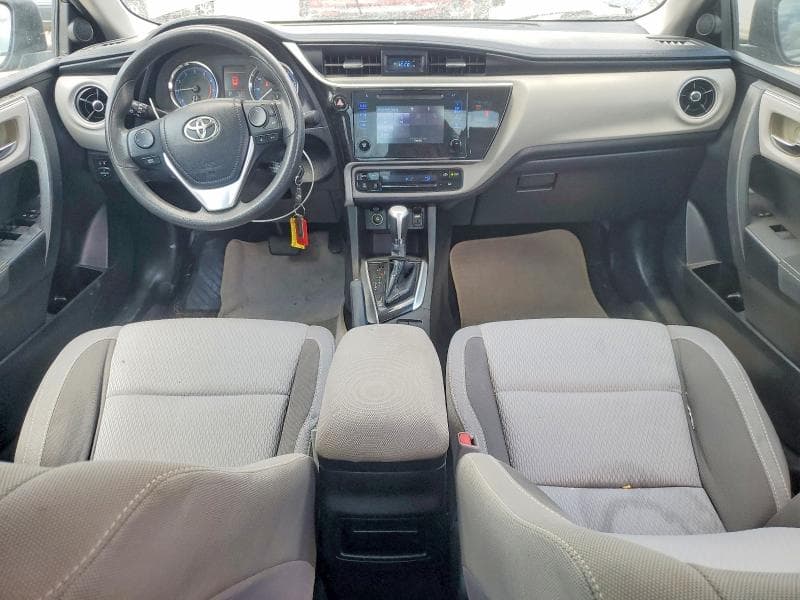 2018 TOYOTA COROLLA LE 8
